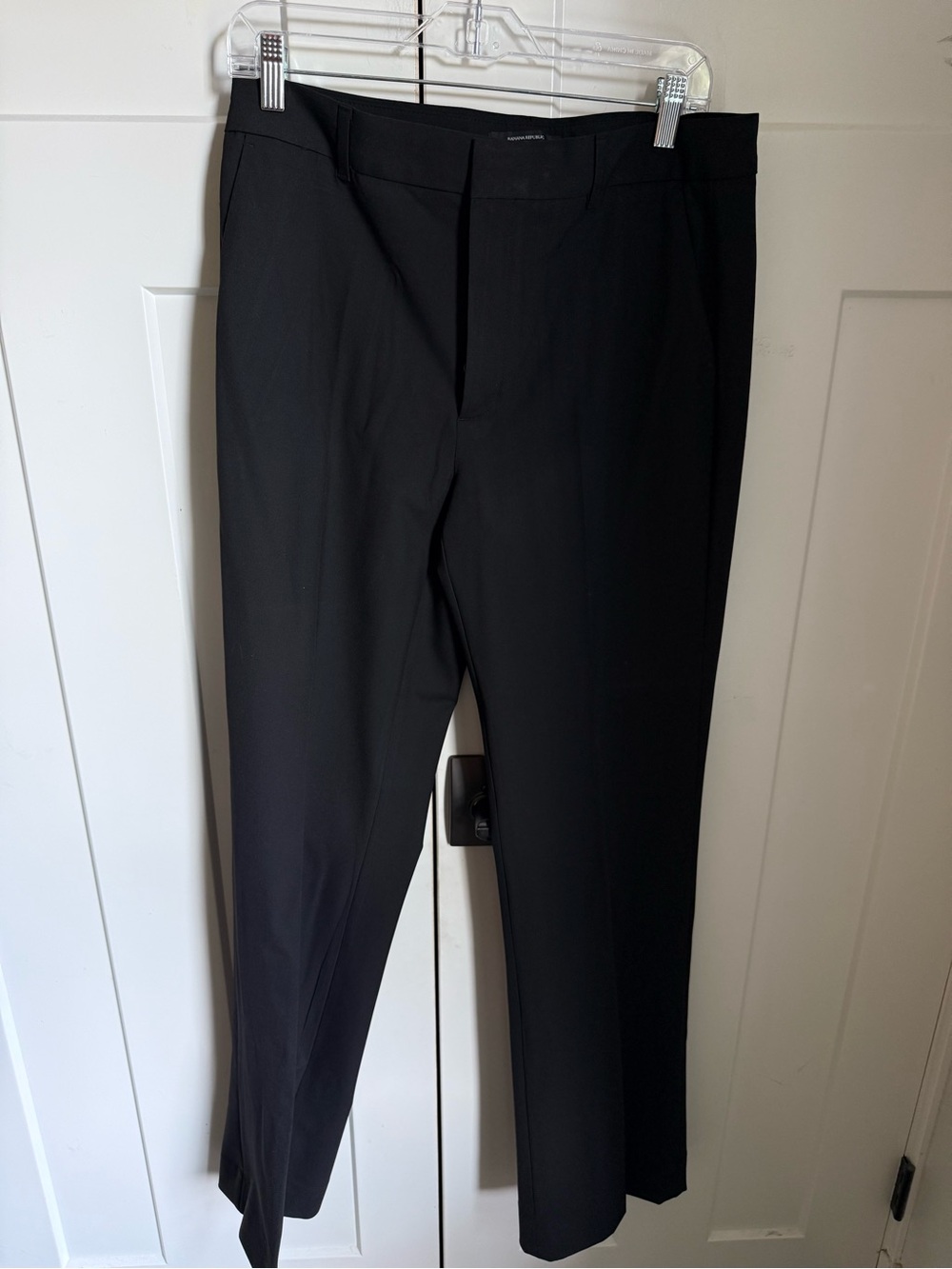 Banana Republic Black Slim Boot-Leg Dress Pants size 8 Tall. Like new. - Picture 4 of 10